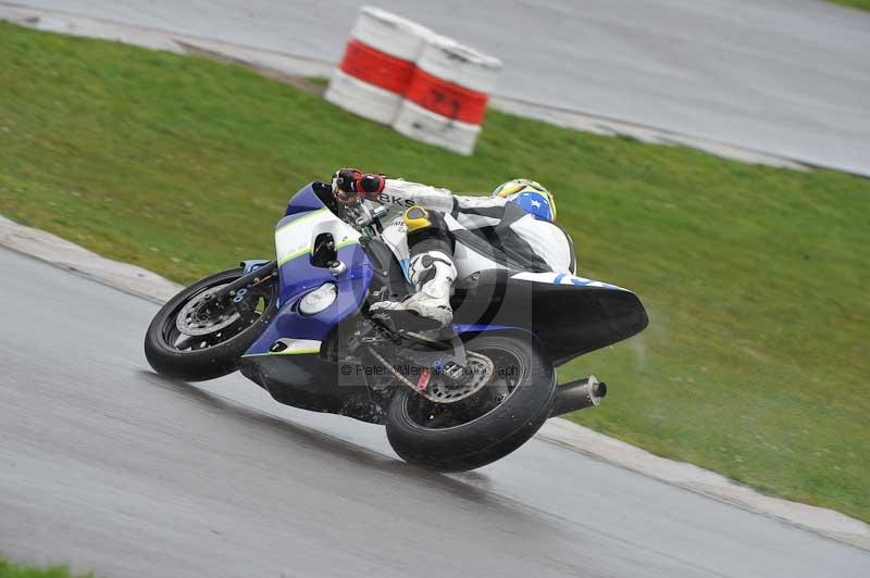 Motorcycle action photographs;anglesey circuit;anglesey trackday photographs;event digital images;eventdigitalimages;no limits trackday;oulton park circuit cheshire;peter wileman photography;trackday;trackday digital images;trackday photos;ty croes circuit wales