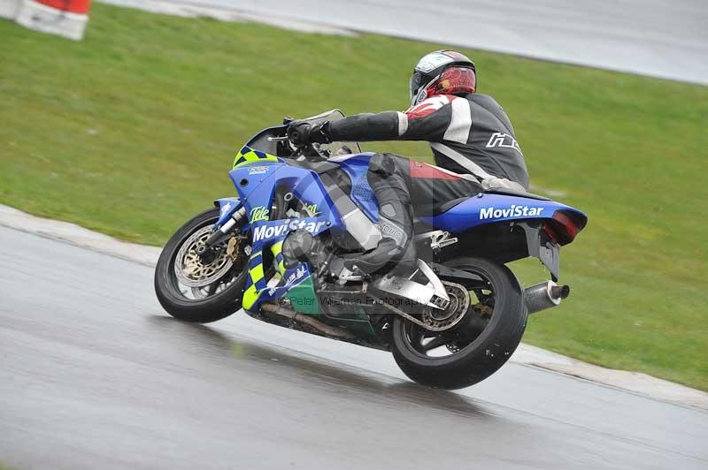 Motorcycle action photographs;anglesey circuit;anglesey trackday photographs;event digital images;eventdigitalimages;no limits trackday;oulton park circuit cheshire;peter wileman photography;trackday;trackday digital images;trackday photos;ty croes circuit wales