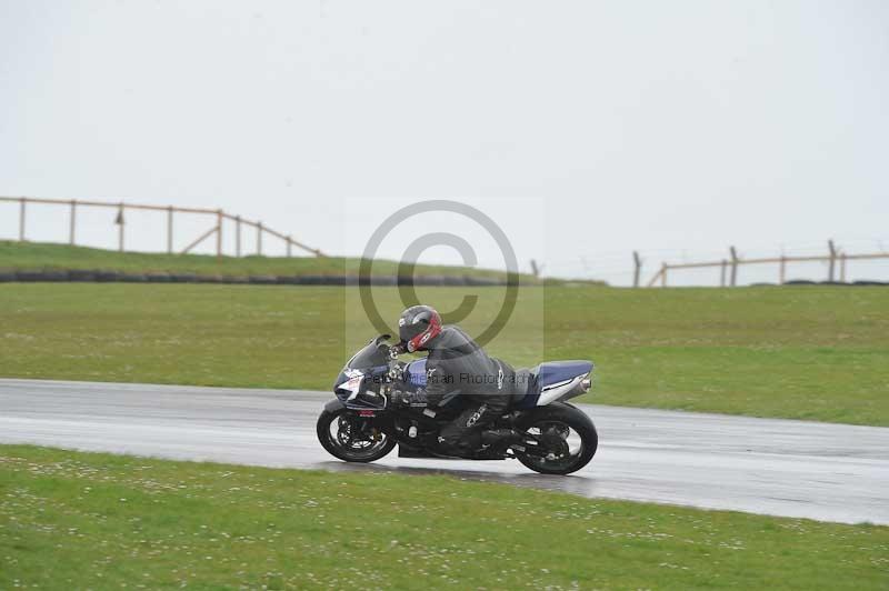 Motorcycle action photographs;anglesey circuit;anglesey trackday photographs;event digital images;eventdigitalimages;no limits trackday;oulton park circuit cheshire;peter wileman photography;trackday;trackday digital images;trackday photos;ty croes circuit wales