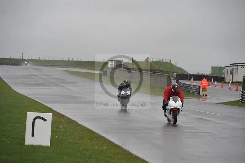 Motorcycle action photographs;anglesey circuit;anglesey trackday photographs;event digital images;eventdigitalimages;no limits trackday;oulton park circuit cheshire;peter wileman photography;trackday;trackday digital images;trackday photos;ty croes circuit wales