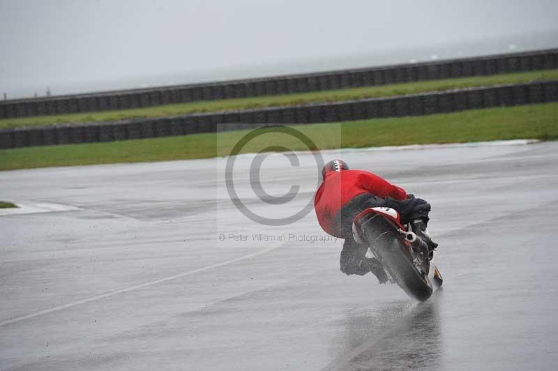 Motorcycle action photographs;anglesey circuit;anglesey trackday photographs;event digital images;eventdigitalimages;no limits trackday;oulton park circuit cheshire;peter wileman photography;trackday;trackday digital images;trackday photos;ty croes circuit wales