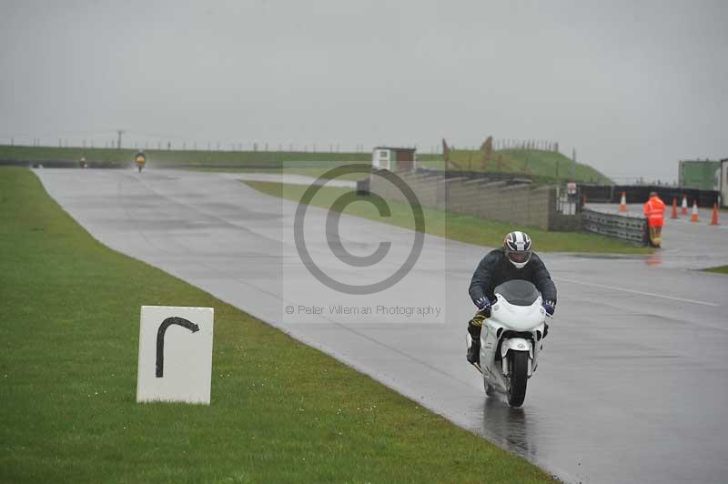 Motorcycle action photographs;anglesey circuit;anglesey trackday photographs;event digital images;eventdigitalimages;no limits trackday;oulton park circuit cheshire;peter wileman photography;trackday;trackday digital images;trackday photos;ty croes circuit wales