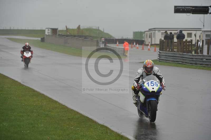 Motorcycle action photographs;anglesey circuit;anglesey trackday photographs;event digital images;eventdigitalimages;no limits trackday;oulton park circuit cheshire;peter wileman photography;trackday;trackday digital images;trackday photos;ty croes circuit wales