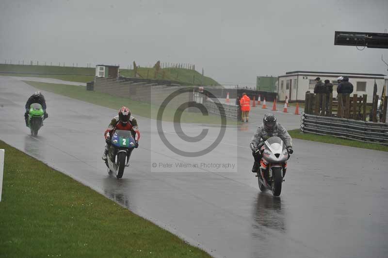 Motorcycle action photographs;anglesey circuit;anglesey trackday photographs;event digital images;eventdigitalimages;no limits trackday;oulton park circuit cheshire;peter wileman photography;trackday;trackday digital images;trackday photos;ty croes circuit wales