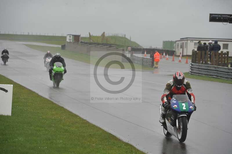 Motorcycle action photographs;anglesey circuit;anglesey trackday photographs;event digital images;eventdigitalimages;no limits trackday;oulton park circuit cheshire;peter wileman photography;trackday;trackday digital images;trackday photos;ty croes circuit wales