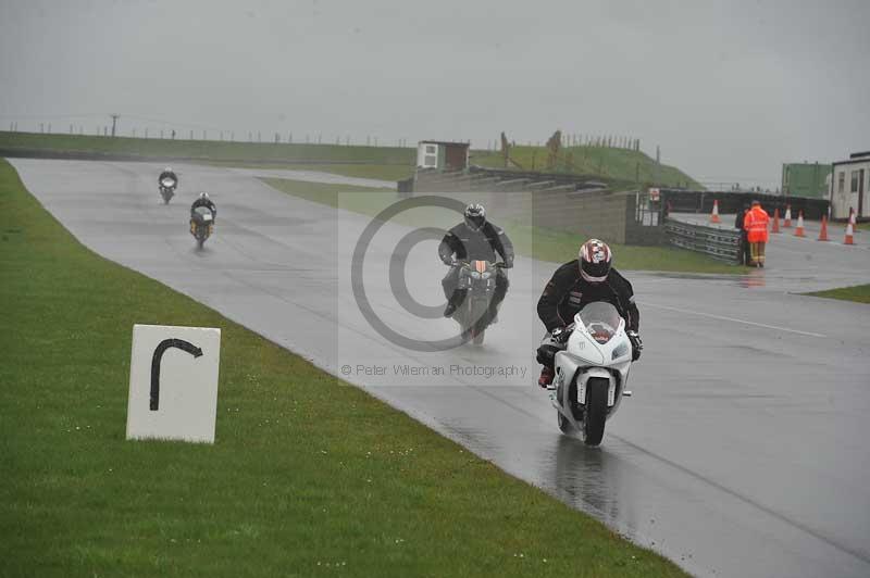 Motorcycle action photographs;anglesey circuit;anglesey trackday photographs;event digital images;eventdigitalimages;no limits trackday;oulton park circuit cheshire;peter wileman photography;trackday;trackday digital images;trackday photos;ty croes circuit wales