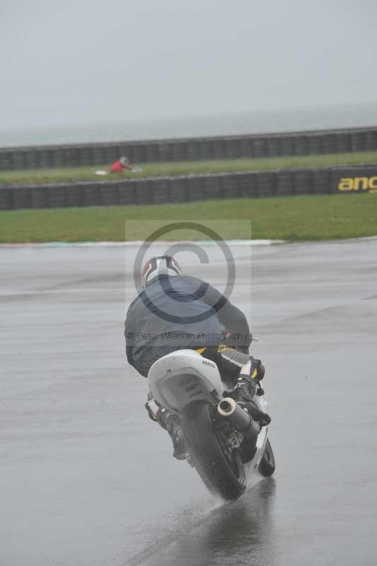 Motorcycle action photographs;anglesey circuit;anglesey trackday photographs;event digital images;eventdigitalimages;no limits trackday;oulton park circuit cheshire;peter wileman photography;trackday;trackday digital images;trackday photos;ty croes circuit wales