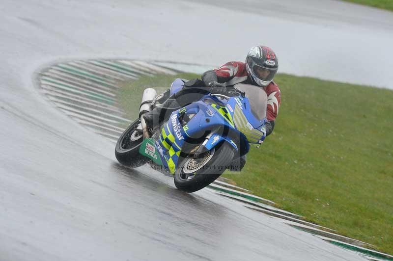 Motorcycle action photographs;anglesey circuit;anglesey trackday photographs;event digital images;eventdigitalimages;no limits trackday;oulton park circuit cheshire;peter wileman photography;trackday;trackday digital images;trackday photos;ty croes circuit wales