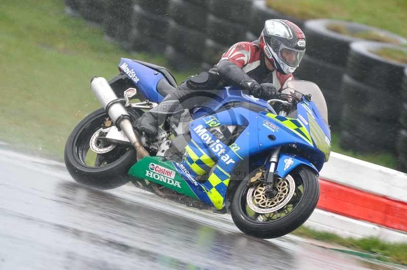 Motorcycle action photographs;anglesey circuit;anglesey trackday photographs;event digital images;eventdigitalimages;no limits trackday;oulton park circuit cheshire;peter wileman photography;trackday;trackday digital images;trackday photos;ty croes circuit wales