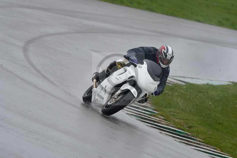 Motorcycle action photographs;anglesey circuit;anglesey trackday photographs;event digital images;eventdigitalimages;no limits trackday;oulton park circuit cheshire;peter wileman photography;trackday;trackday digital images;trackday photos;ty croes circuit wales