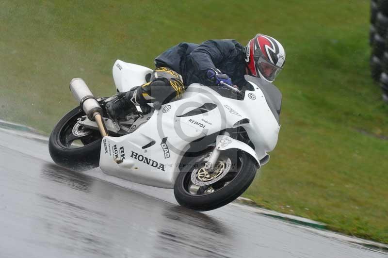 Motorcycle action photographs;anglesey circuit;anglesey trackday photographs;event digital images;eventdigitalimages;no limits trackday;oulton park circuit cheshire;peter wileman photography;trackday;trackday digital images;trackday photos;ty croes circuit wales