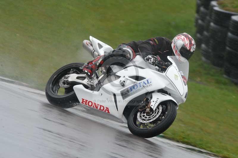 Motorcycle action photographs;anglesey circuit;anglesey trackday photographs;event digital images;eventdigitalimages;no limits trackday;oulton park circuit cheshire;peter wileman photography;trackday;trackday digital images;trackday photos;ty croes circuit wales