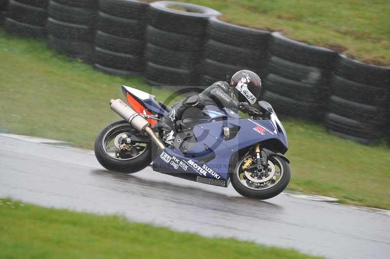 Motorcycle action photographs;anglesey circuit;anglesey trackday photographs;event digital images;eventdigitalimages;no limits trackday;oulton park circuit cheshire;peter wileman photography;trackday;trackday digital images;trackday photos;ty croes circuit wales