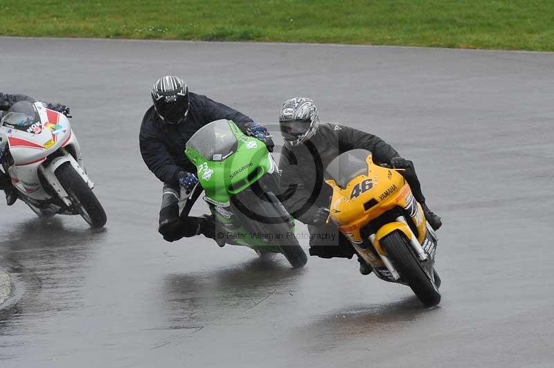 Motorcycle action photographs;anglesey circuit;anglesey trackday photographs;event digital images;eventdigitalimages;no limits trackday;oulton park circuit cheshire;peter wileman photography;trackday;trackday digital images;trackday photos;ty croes circuit wales