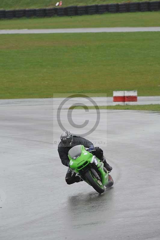 Motorcycle action photographs;anglesey circuit;anglesey trackday photographs;event digital images;eventdigitalimages;no limits trackday;oulton park circuit cheshire;peter wileman photography;trackday;trackday digital images;trackday photos;ty croes circuit wales