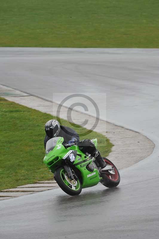 Motorcycle action photographs;anglesey circuit;anglesey trackday photographs;event digital images;eventdigitalimages;no limits trackday;oulton park circuit cheshire;peter wileman photography;trackday;trackday digital images;trackday photos;ty croes circuit wales