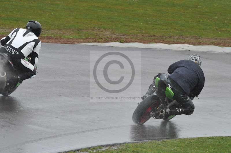 Motorcycle action photographs;anglesey circuit;anglesey trackday photographs;event digital images;eventdigitalimages;no limits trackday;oulton park circuit cheshire;peter wileman photography;trackday;trackday digital images;trackday photos;ty croes circuit wales