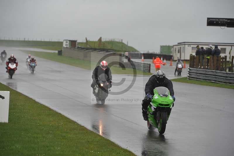 Motorcycle action photographs;anglesey circuit;anglesey trackday photographs;event digital images;eventdigitalimages;no limits trackday;oulton park circuit cheshire;peter wileman photography;trackday;trackday digital images;trackday photos;ty croes circuit wales