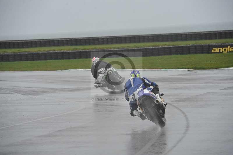 Motorcycle action photographs;anglesey circuit;anglesey trackday photographs;event digital images;eventdigitalimages;no limits trackday;oulton park circuit cheshire;peter wileman photography;trackday;trackday digital images;trackday photos;ty croes circuit wales