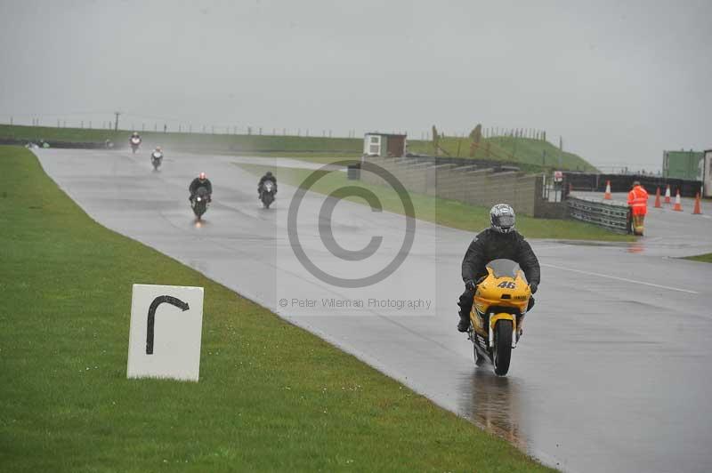 Motorcycle action photographs;anglesey circuit;anglesey trackday photographs;event digital images;eventdigitalimages;no limits trackday;oulton park circuit cheshire;peter wileman photography;trackday;trackday digital images;trackday photos;ty croes circuit wales