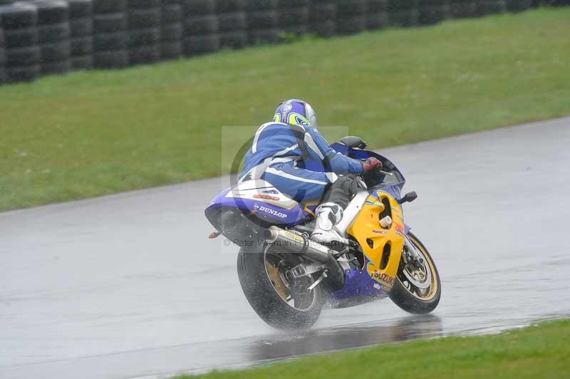 Motorcycle action photographs;anglesey circuit;anglesey trackday photographs;event digital images;eventdigitalimages;no limits trackday;oulton park circuit cheshire;peter wileman photography;trackday;trackday digital images;trackday photos;ty croes circuit wales