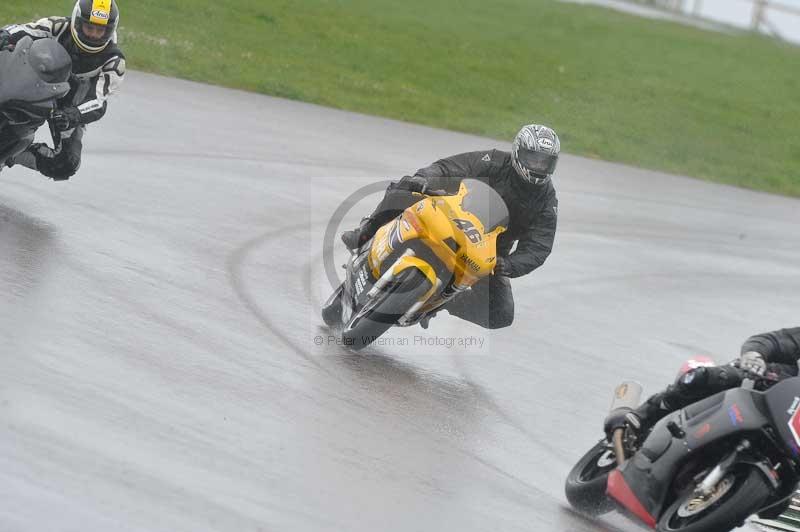 Motorcycle action photographs;anglesey circuit;anglesey trackday photographs;event digital images;eventdigitalimages;no limits trackday;oulton park circuit cheshire;peter wileman photography;trackday;trackday digital images;trackday photos;ty croes circuit wales