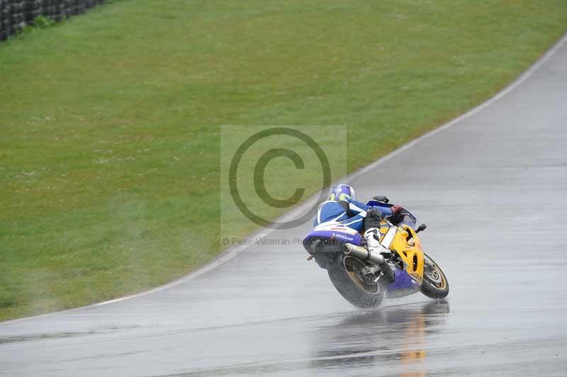 Motorcycle action photographs;anglesey circuit;anglesey trackday photographs;event digital images;eventdigitalimages;no limits trackday;oulton park circuit cheshire;peter wileman photography;trackday;trackday digital images;trackday photos;ty croes circuit wales