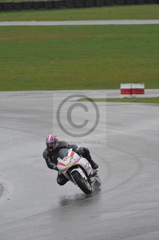 Motorcycle action photographs;anglesey circuit;anglesey trackday photographs;event digital images;eventdigitalimages;no limits trackday;oulton park circuit cheshire;peter wileman photography;trackday;trackday digital images;trackday photos;ty croes circuit wales