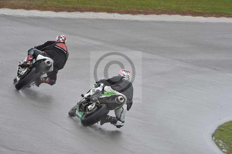 Motorcycle action photographs;anglesey circuit;anglesey trackday photographs;event digital images;eventdigitalimages;no limits trackday;oulton park circuit cheshire;peter wileman photography;trackday;trackday digital images;trackday photos;ty croes circuit wales