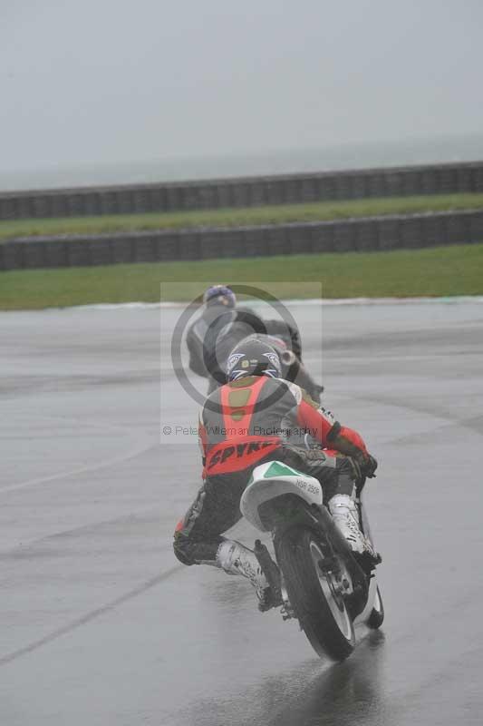 Motorcycle action photographs;anglesey circuit;anglesey trackday photographs;event digital images;eventdigitalimages;no limits trackday;oulton park circuit cheshire;peter wileman photography;trackday;trackday digital images;trackday photos;ty croes circuit wales