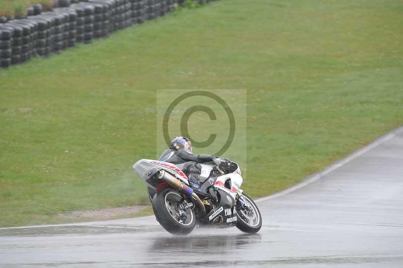 Motorcycle action photographs;anglesey circuit;anglesey trackday photographs;event digital images;eventdigitalimages;no limits trackday;oulton park circuit cheshire;peter wileman photography;trackday;trackday digital images;trackday photos;ty croes circuit wales