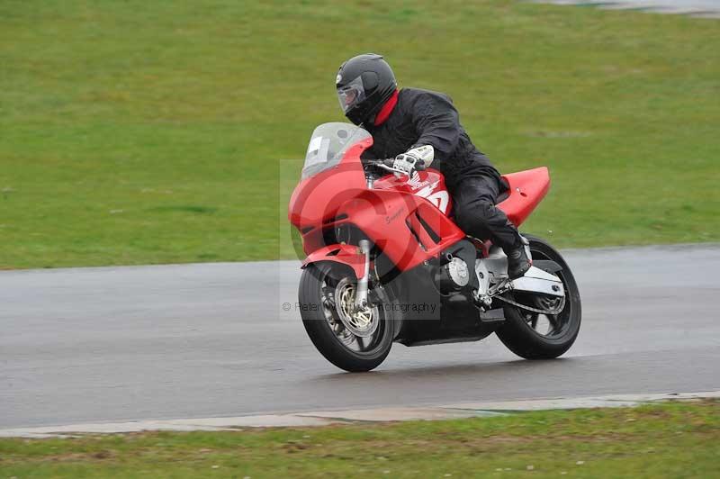 Motorcycle action photographs;anglesey circuit;anglesey trackday photographs;event digital images;eventdigitalimages;no limits trackday;oulton park circuit cheshire;peter wileman photography;trackday;trackday digital images;trackday photos;ty croes circuit wales