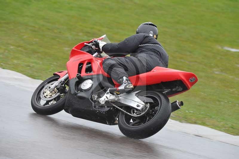 Motorcycle action photographs;anglesey circuit;anglesey trackday photographs;event digital images;eventdigitalimages;no limits trackday;oulton park circuit cheshire;peter wileman photography;trackday;trackday digital images;trackday photos;ty croes circuit wales