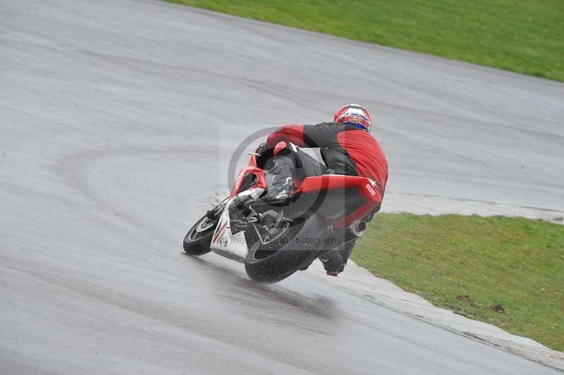 Motorcycle action photographs;anglesey circuit;anglesey trackday photographs;event digital images;eventdigitalimages;no limits trackday;oulton park circuit cheshire;peter wileman photography;trackday;trackday digital images;trackday photos;ty croes circuit wales