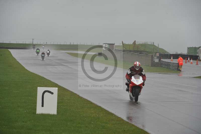 Motorcycle action photographs;anglesey circuit;anglesey trackday photographs;event digital images;eventdigitalimages;no limits trackday;oulton park circuit cheshire;peter wileman photography;trackday;trackday digital images;trackday photos;ty croes circuit wales