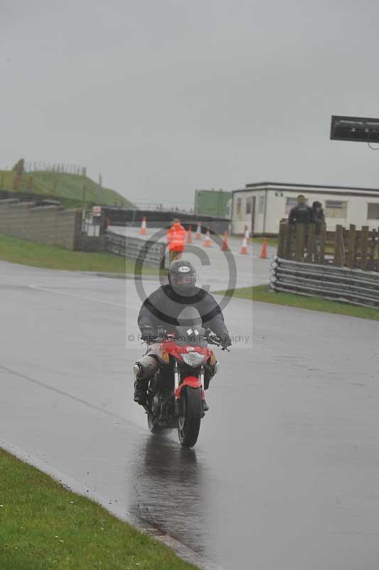 Motorcycle action photographs;anglesey circuit;anglesey trackday photographs;event digital images;eventdigitalimages;no limits trackday;oulton park circuit cheshire;peter wileman photography;trackday;trackday digital images;trackday photos;ty croes circuit wales