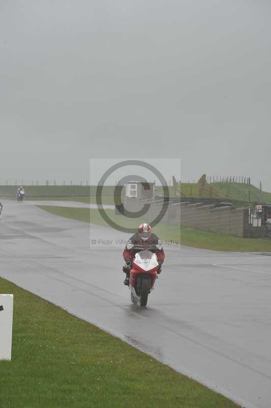 Motorcycle action photographs;anglesey circuit;anglesey trackday photographs;event digital images;eventdigitalimages;no limits trackday;oulton park circuit cheshire;peter wileman photography;trackday;trackday digital images;trackday photos;ty croes circuit wales