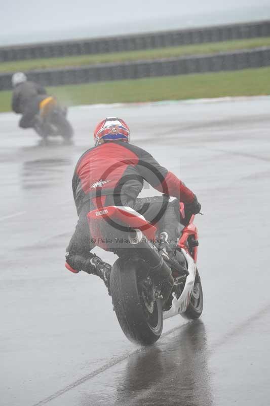 Motorcycle action photographs;anglesey circuit;anglesey trackday photographs;event digital images;eventdigitalimages;no limits trackday;oulton park circuit cheshire;peter wileman photography;trackday;trackday digital images;trackday photos;ty croes circuit wales