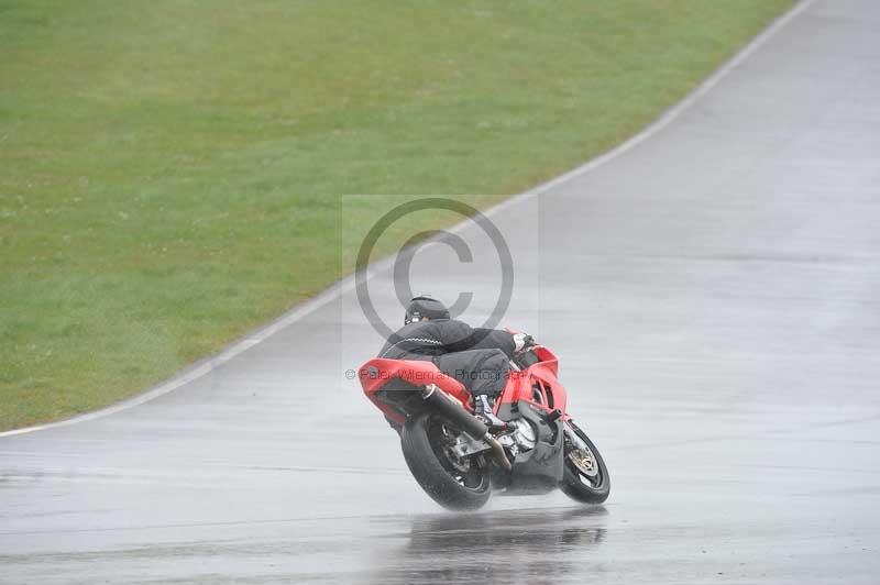 Motorcycle action photographs;anglesey circuit;anglesey trackday photographs;event digital images;eventdigitalimages;no limits trackday;oulton park circuit cheshire;peter wileman photography;trackday;trackday digital images;trackday photos;ty croes circuit wales