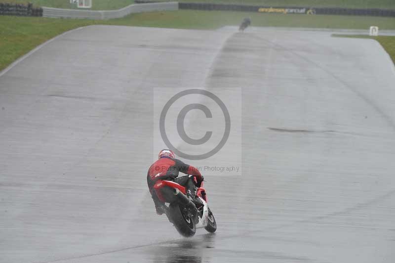 Motorcycle action photographs;anglesey circuit;anglesey trackday photographs;event digital images;eventdigitalimages;no limits trackday;oulton park circuit cheshire;peter wileman photography;trackday;trackday digital images;trackday photos;ty croes circuit wales