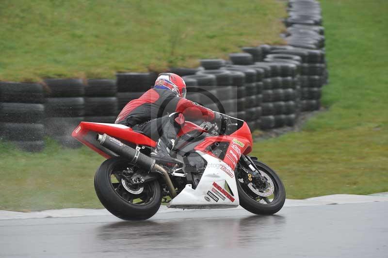 Motorcycle action photographs;anglesey circuit;anglesey trackday photographs;event digital images;eventdigitalimages;no limits trackday;oulton park circuit cheshire;peter wileman photography;trackday;trackday digital images;trackday photos;ty croes circuit wales