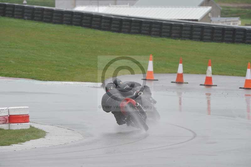 Motorcycle action photographs;anglesey circuit;anglesey trackday photographs;event digital images;eventdigitalimages;no limits trackday;oulton park circuit cheshire;peter wileman photography;trackday;trackday digital images;trackday photos;ty croes circuit wales