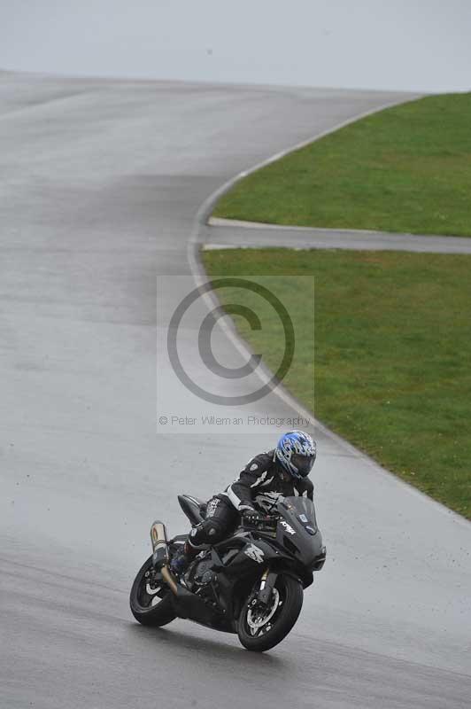 Motorcycle action photographs;anglesey circuit;anglesey trackday photographs;event digital images;eventdigitalimages;no limits trackday;oulton park circuit cheshire;peter wileman photography;trackday;trackday digital images;trackday photos;ty croes circuit wales