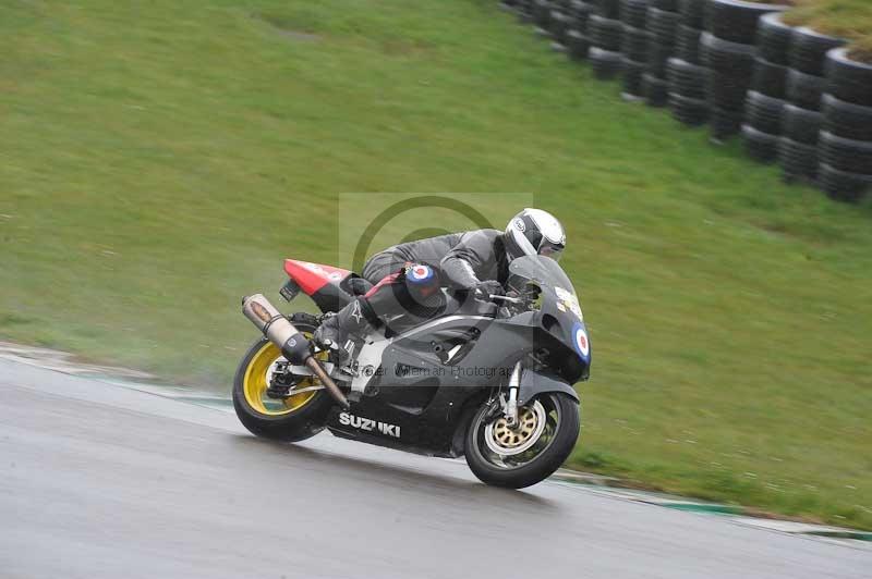 Motorcycle action photographs;anglesey circuit;anglesey trackday photographs;event digital images;eventdigitalimages;no limits trackday;oulton park circuit cheshire;peter wileman photography;trackday;trackday digital images;trackday photos;ty croes circuit wales