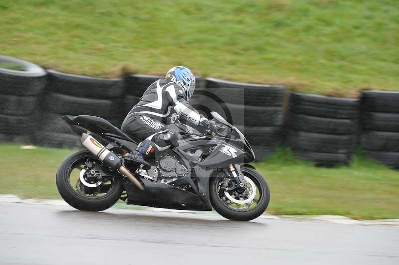 Motorcycle action photographs;anglesey circuit;anglesey trackday photographs;event digital images;eventdigitalimages;no limits trackday;oulton park circuit cheshire;peter wileman photography;trackday;trackday digital images;trackday photos;ty croes circuit wales