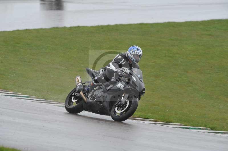 Motorcycle action photographs;anglesey circuit;anglesey trackday photographs;event digital images;eventdigitalimages;no limits trackday;oulton park circuit cheshire;peter wileman photography;trackday;trackday digital images;trackday photos;ty croes circuit wales