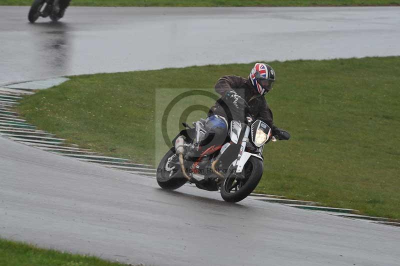 Motorcycle action photographs;anglesey circuit;anglesey trackday photographs;event digital images;eventdigitalimages;no limits trackday;oulton park circuit cheshire;peter wileman photography;trackday;trackday digital images;trackday photos;ty croes circuit wales