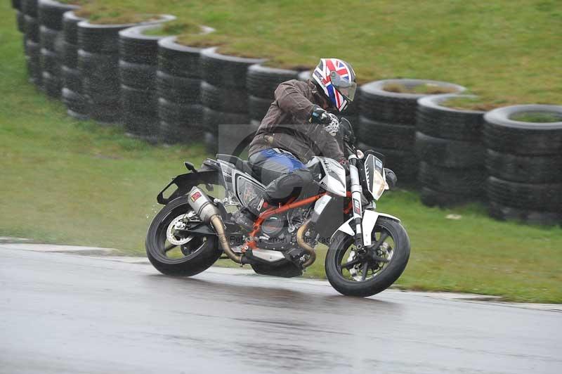 Motorcycle action photographs;anglesey circuit;anglesey trackday photographs;event digital images;eventdigitalimages;no limits trackday;oulton park circuit cheshire;peter wileman photography;trackday;trackday digital images;trackday photos;ty croes circuit wales