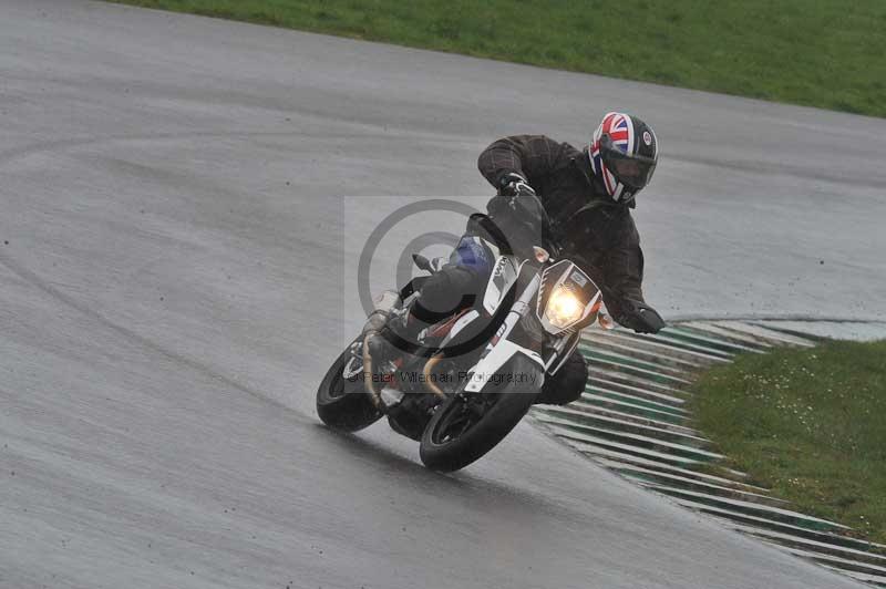 Motorcycle action photographs;anglesey circuit;anglesey trackday photographs;event digital images;eventdigitalimages;no limits trackday;oulton park circuit cheshire;peter wileman photography;trackday;trackday digital images;trackday photos;ty croes circuit wales