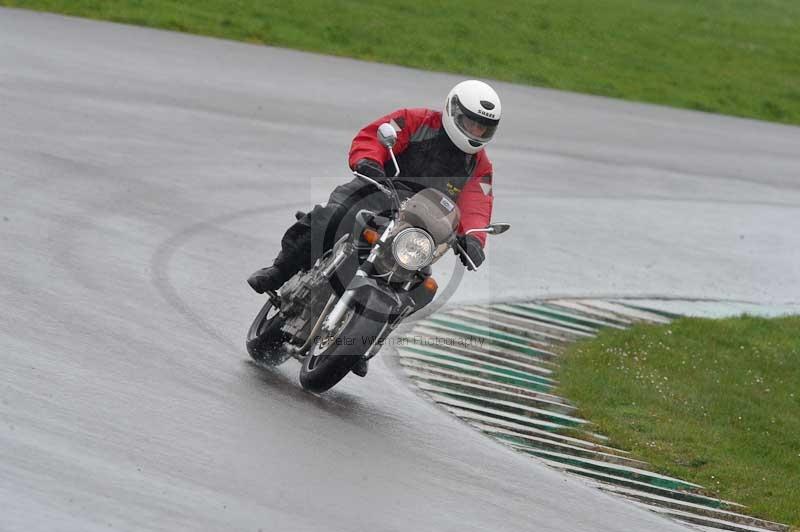 Motorcycle action photographs;anglesey circuit;anglesey trackday photographs;event digital images;eventdigitalimages;no limits trackday;oulton park circuit cheshire;peter wileman photography;trackday;trackday digital images;trackday photos;ty croes circuit wales